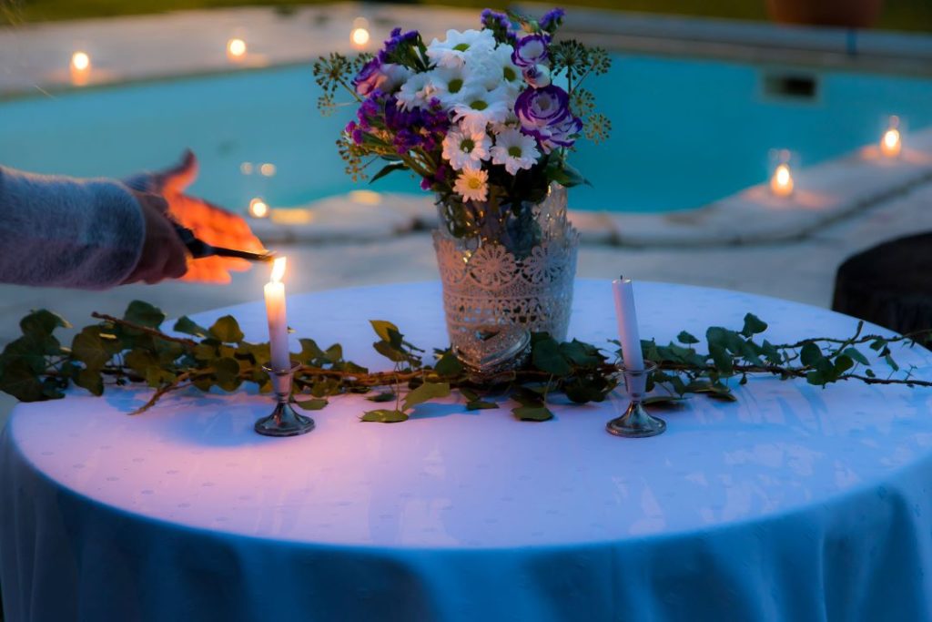 Wedding around the swimming pool Wedding Planner South of France